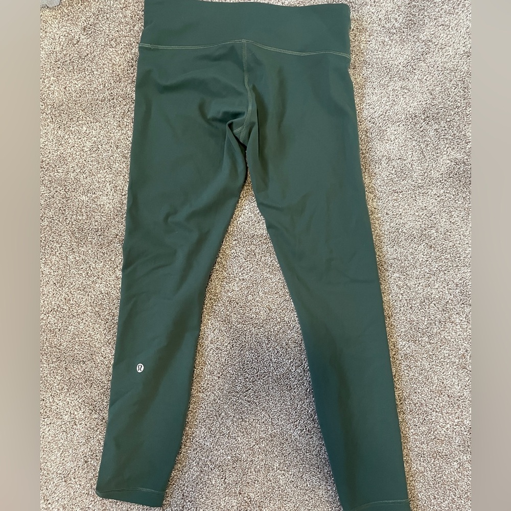 Lululemon wunder train size 6 25” green like new